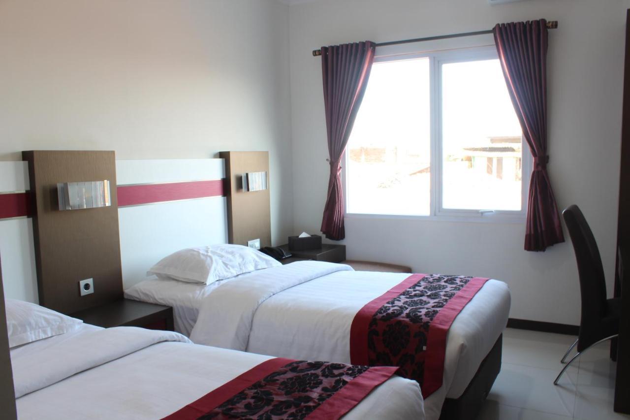 Idea'S Hotel Jalan Ibrahim Aji Bandung Buitenkant foto