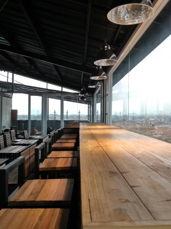 Idea'S Hotel Jalan Ibrahim Aji Bandung Buitenkant foto